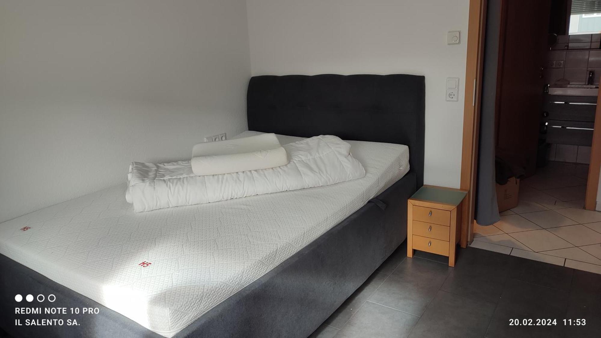 Gemuetliche 2 Zimmer Wohnung In Markgroeningen エクステリア 写真